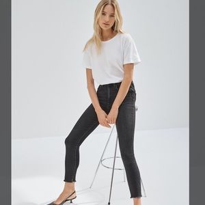 Aritzia Denim Form The Lola High Rise skinny